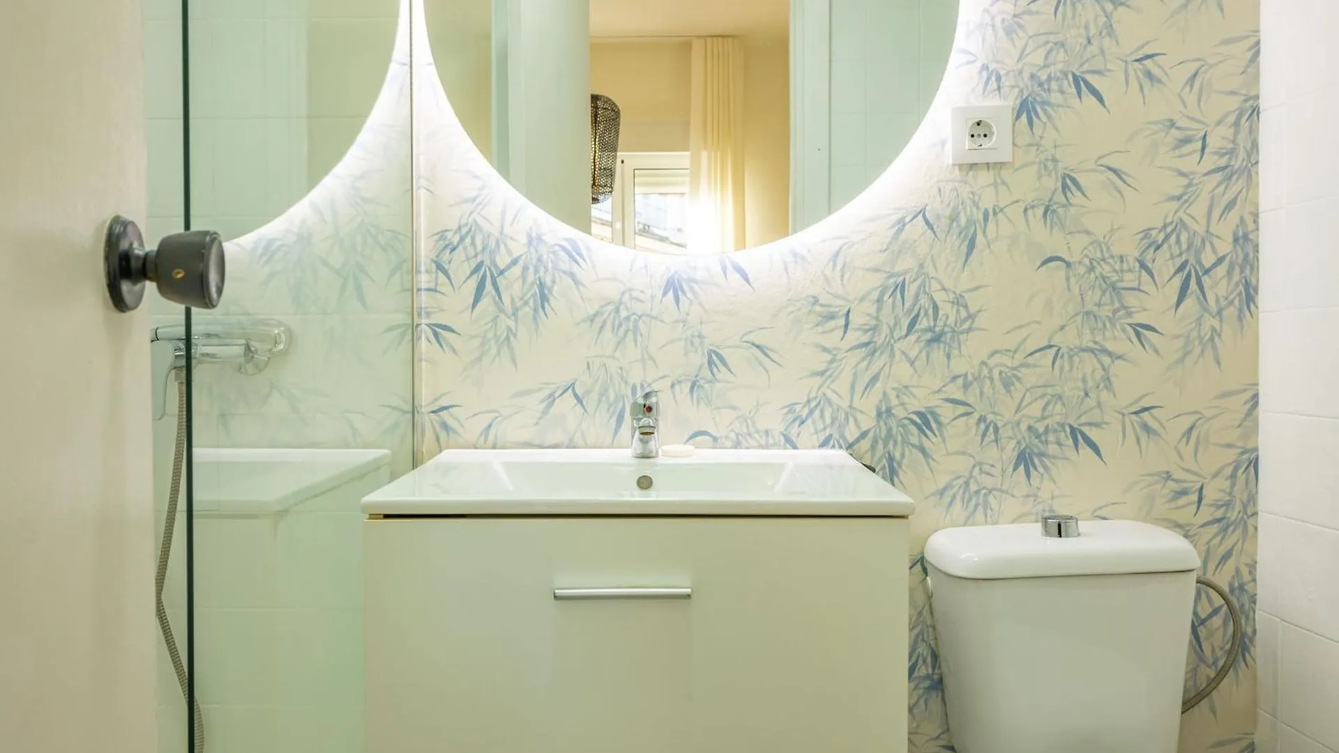 Apartment Bustos Tavera Suite Seville Spain